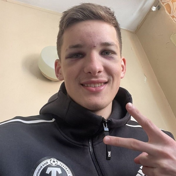 Футбол. "Гематома большая, но пройдет". Дмитрий Вашкевич, получивший сотрясение в матче с "Белшиной", рассказал о самочувствии
Футбол. "Гематома большая, но пройдет". Дмитрий Вашкевич, получивший сотрясение в матче с "Белшиной", рассказал о самочувствии