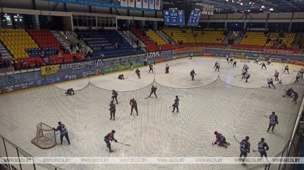 Хоккеисты "Металлурга" сравняли счет в финальной серии Кубка Президента против "Немана"