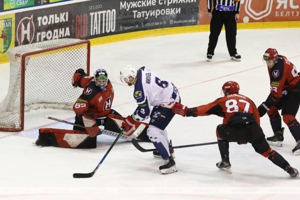 ФОТОФАКТ: Заключительный матч белорусской хоккейной экстралиги сезона-2022/23 проходит в Гродно
