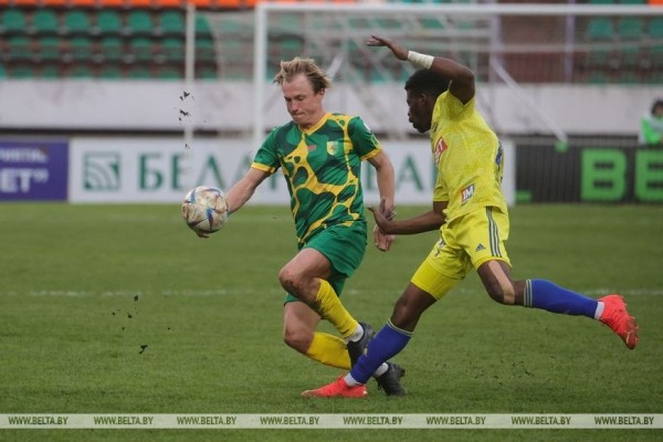 Футболисты "Немана" сыграли вничью с БАТЭ в домашнем полуфинале Кубка Беларуси