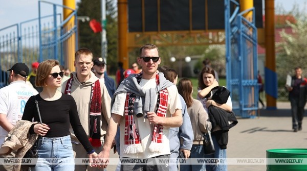Праздник хоккея в Гродно: через несколько часов станет известен чемпион Беларуси