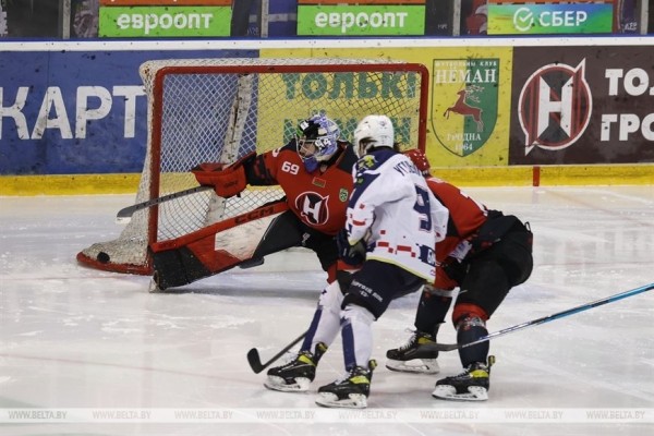 ФОТОФАКТ: Заключительный матч белорусской хоккейной экстралиги сезона-2022/23 проходит в Гродно