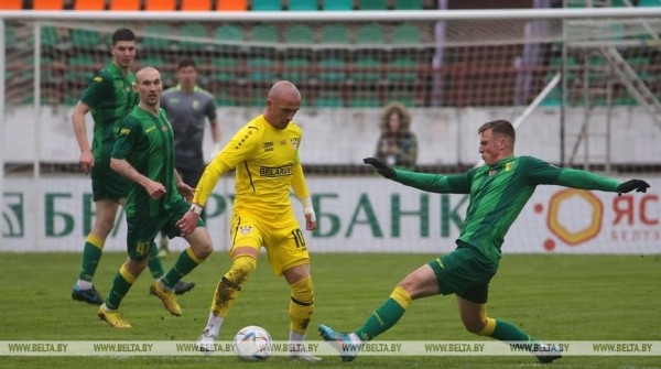 ФОТОФАКТ: Гродненский "Неман" уступил солигорскому "Шахтеру" во втором туре Чемпионата Беларуси по футболу ФОТОФАКТ: Гродненский "Неман" уступил солигорскому "Шахтеру" во втором туре Чемпионата Беларуси по футболу