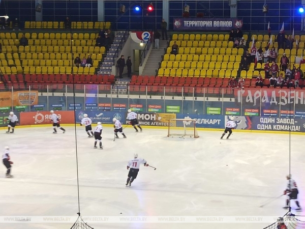 Хоккеисты "Металлурга" сравняли счет в финальной серии Кубка Президента против "Немана"