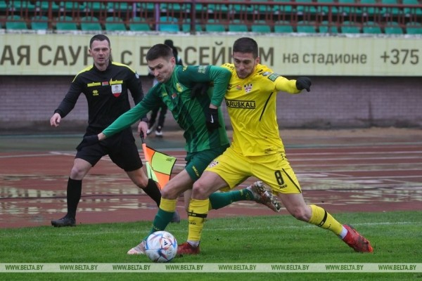 ФОТОФАКТ: Гродненский "Неман" уступил солигорскому "Шахтеру" во втором туре Чемпионата Беларуси по футболу ФОТОФАКТ: Гродненский "Неман" уступил солигорскому "Шахтеру" во втором туре Чемпионата Беларуси по футболу