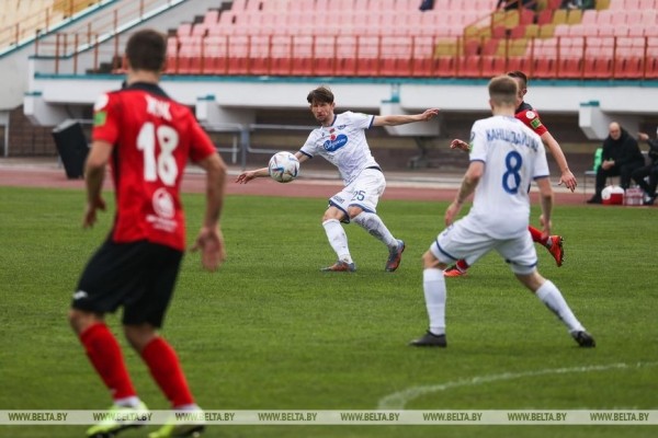 ФОТОФАКТ: Футболисты "Славии" одержали первую победу в чемпионате Беларуси по футболу ФОТОФАКТ: Футболисты "Славии" одержали первую победу в чемпионате Беларуси по футболу