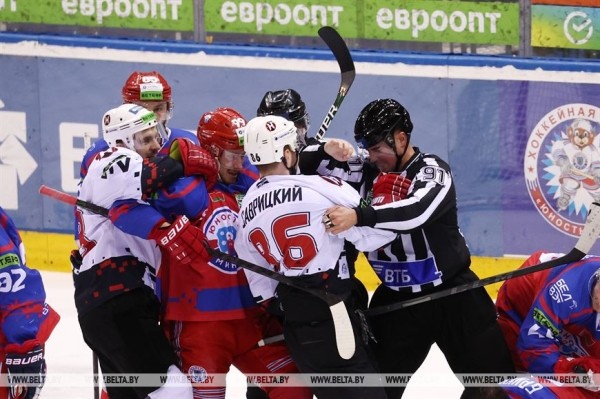 Хоккеисты "Немана" одержали первую победу в полуфинале Кубка Президента против "Юности"