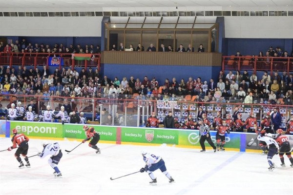 ФОТОФАКТ: Заключительный матч белорусской хоккейной экстралиги сезона-2022/23 проходит в Гродно