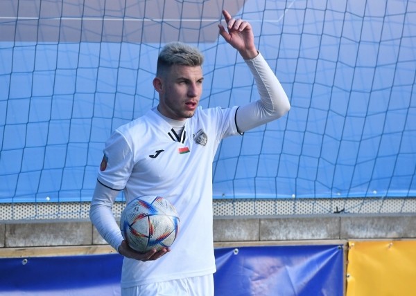 Футбол. "Ислочь" крупно обыграла брестское "Динамо"
Футбол. "Ислочь" крупно обыграла брестское "Динамо"