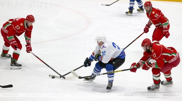 Хоккейная команда Президента в 14-й раз стала победителем любительского турнира Хоккейная команда Президента в 14-й раз стала победителем любительского турнира