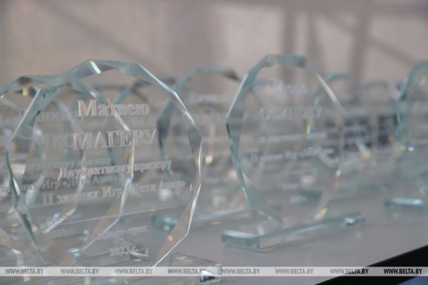 В НОК Беларуси чествовали призеров Вторых зимних Игр "Дети Азии" В НОК Беларуси чествовали призеров Вторых зимних Игр "Дети Азии"