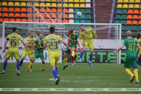 Футболисты "Немана" сыграли вничью с БАТЭ в домашнем полуфинале Кубка Беларуси