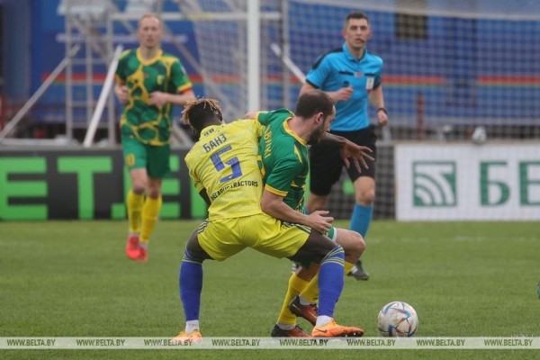Футболисты "Немана" сыграли вничью с БАТЭ в домашнем полуфинале Кубка Беларуси