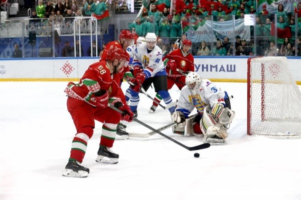 Хоккейная команда Президента в 14-й раз стала победителем любительского турнира Хоккейная команда Президента в 14-й раз стала победителем любительского турнира