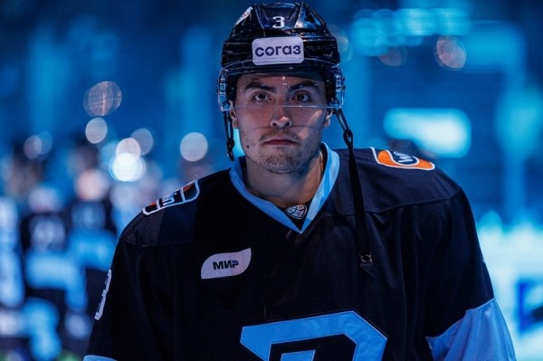 Хоккей.  Джон Гилмор перешел из минского "Динамо" в "Адлер"
 