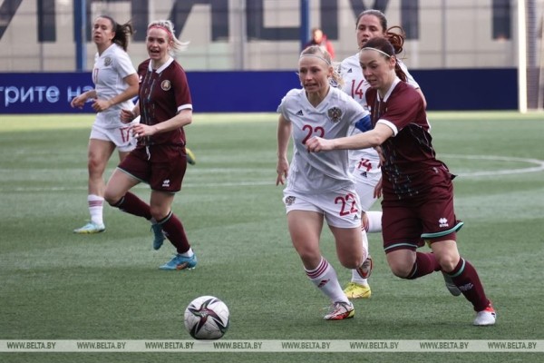 Белорусские футболистки уступили россиянкам в товарищеском матче