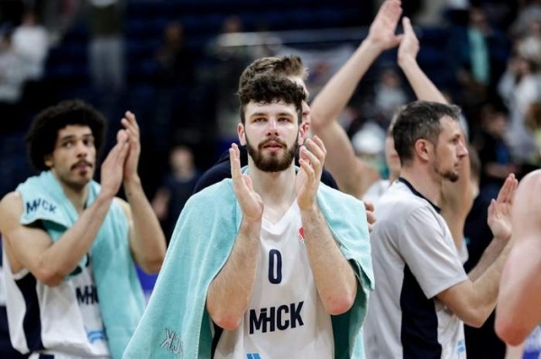 Баскетбол.  "Минск" вновь победил "Гродно"-93
 