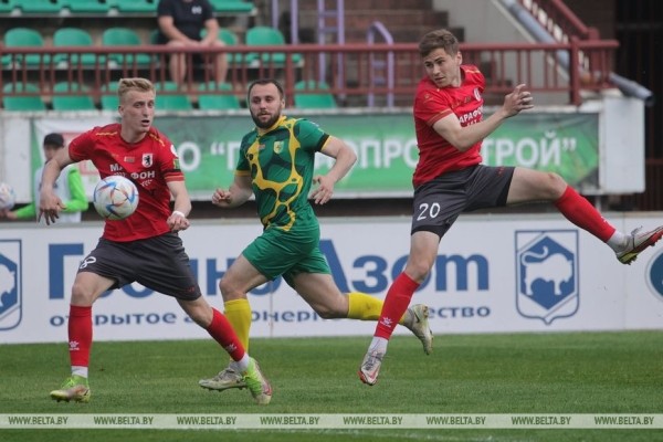 ФОТОФАКТ: "Неман" обыграл "Сморгонь" со счетом 3:1 ФОТОФАКТ: "Неман" обыграл "Сморгонь" со счетом 3:1