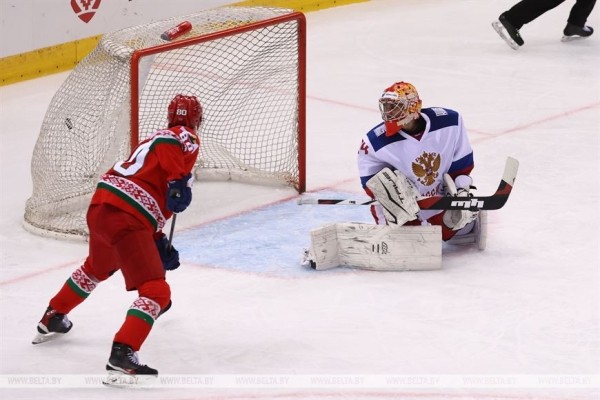 Сборная Беларуси по хоккею завершила майское турне домашним поражением от россиян