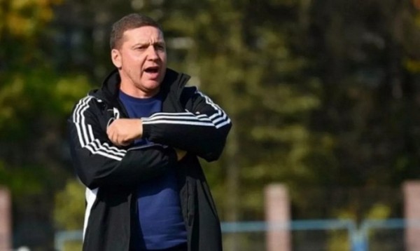 Футбол. Сергей Яромко: выражу сочувствие командам, которые сегодня, мучаясь на этом огороде, показали классный футбол
Футбол. Сергей Яромко: выражу сочувствие командам, которые сегодня, мучаясь на этом огороде, показали классный футбол