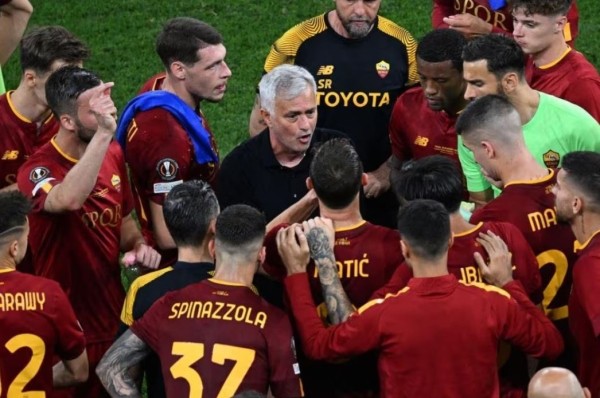 Футбол.  Жозе Муринью впервые уступил в еврокубковом финале после пяти побед
 