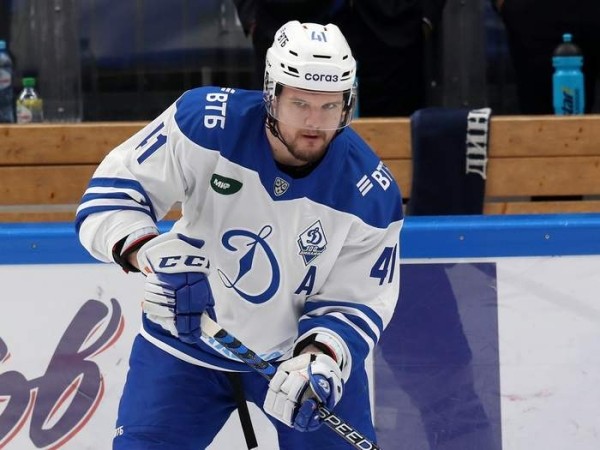 Хоккей.  Кирилл Готовец продлил контракт с московским "Динамо" до 30 апреля 2025 года
 