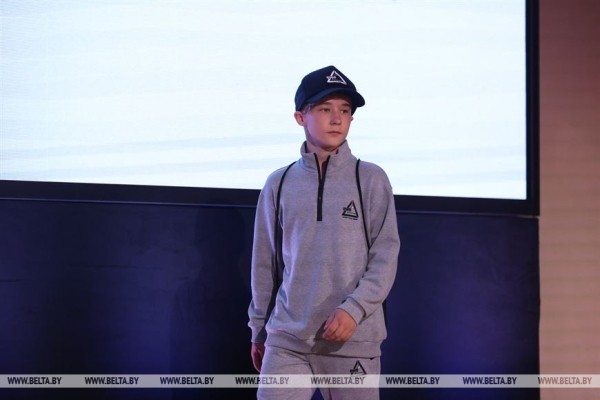 В БГУФК представили форму для национальных команд по лыжным гонкам и легкой атлетике