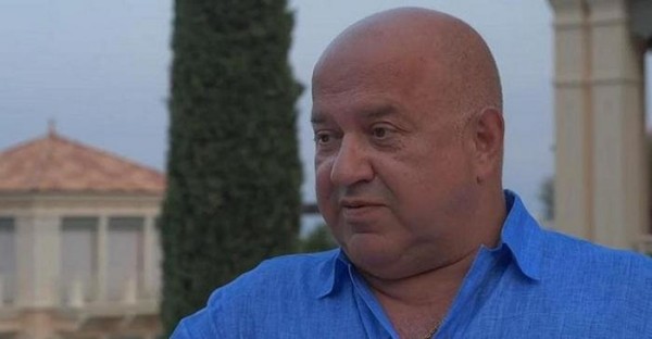 Футбол. Дмитрий Селюк: я не понимаю, Скрипченко отдыхает в Черногории у родственников Бакича, либо у него лежак там
Футбол. Дмитрий Селюк: я не понимаю, Скрипченко отдыхает в Черногории у родственников Бакича, либо у него лежак там