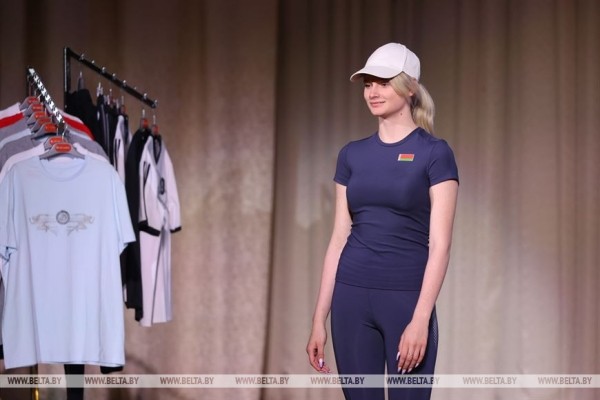 В БГУФК представили форму для национальных команд по лыжным гонкам и легкой атлетике