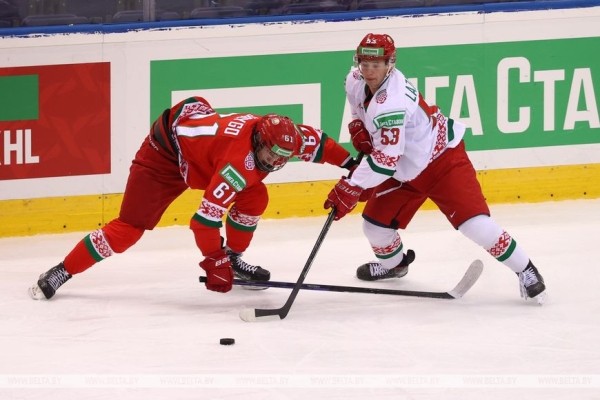 Команда "Беларусь 21" победила молодежную сборную страны на хоккейном Кубке Будущего