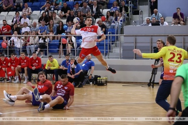 "Мешков Брест" в 15-й раз стал чемпионом Беларуси по гандболу "Мешков Брест" в 15-й раз стал чемпионом Беларуси по гандболу