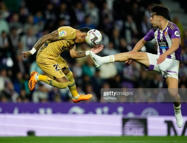 Футбол.  Чемпионат Испании. "Барселона" потерпела поражение от "Вальядолида", проиграв второй матч подряд
 