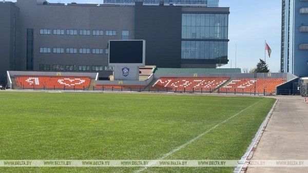 "К Играм обновимся": в Могилеве на стадионе "Спартак" начали ремонт перед II Играми стран СНГ "К Играм обновимся": в Могилеве на стадионе "Спартак" начали ремонт перед II Играми стран СНГ