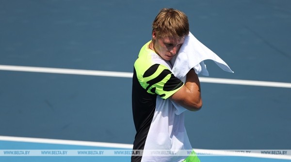 Белорусский теннисист Илья Ивашко проиграл в 1/4 финала турнира в Женеве
