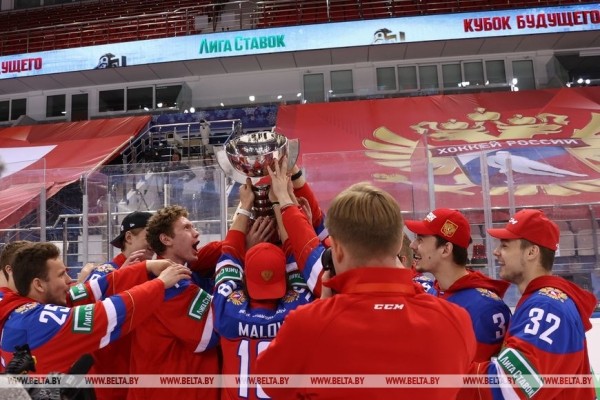 Команда "Беларусь 21" победила молодежную сборную страны на хоккейном Кубке Будущего