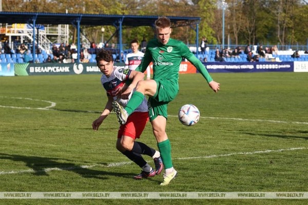 ФОТОФАКТ: Футболисты "Минска" и "Гомеля" сыграли со счетом 2:2 ФОТОФАКТ: Футболисты "Минска" и "Гомеля" сыграли со счетом 2:2