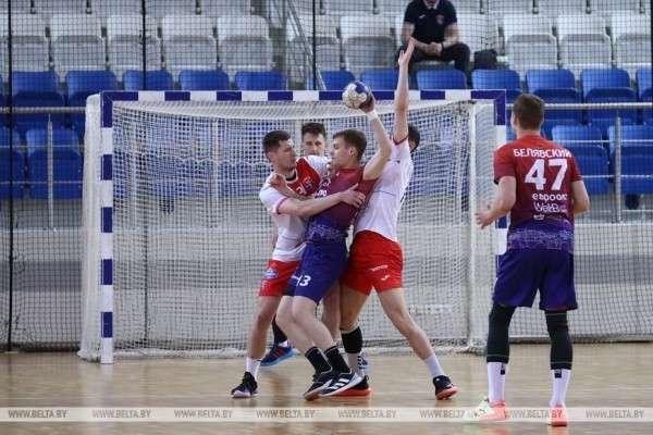 "Мешков Брест" в 15-й раз стал чемпионом Беларуси по гандболу "Мешков Брест" в 15-й раз стал чемпионом Беларуси по гандболу