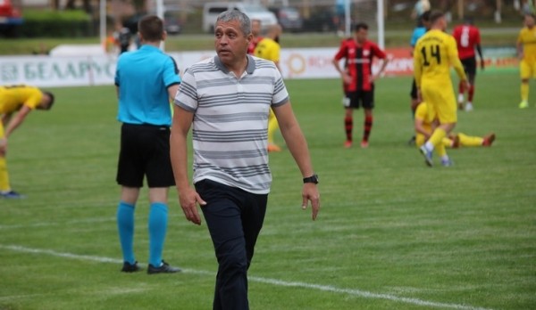 Футбол.  Наказанный за "договорняк" Альберт Рыбак покинул пост главного тренера "Белшины"
 