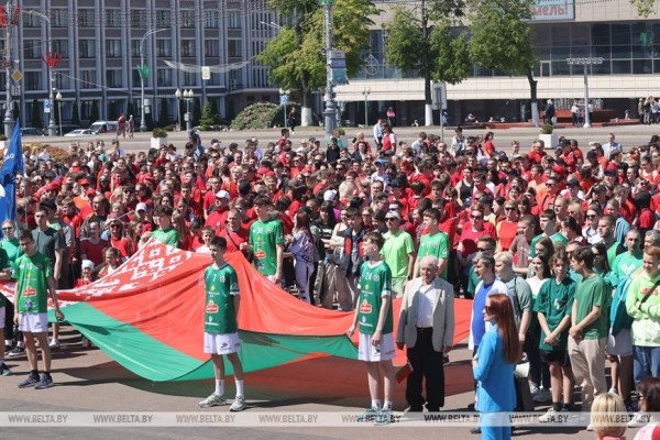ФОТОФАКТ: Спортивно-массовое мероприятие "В едином забеге под флагом страны" прошло в Гомеле
