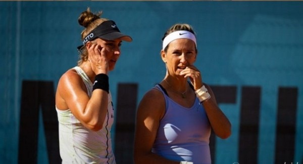 Теннис. Виктория Азаренко вышла в четвертьфинал парного разряда на турнире ВТА в Мадриде
Теннис. Виктория Азаренко вышла в четвертьфинал парного разряда на турнире ВТА в Мадриде