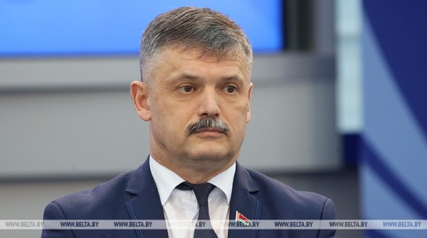 Ковальчук: привлечение молодежи к занятиям физкультурой - один из приоритетов социальной политики Ковальчук: привлечение молодежи к занятиям физкультурой - один из приоритетов социальной политики