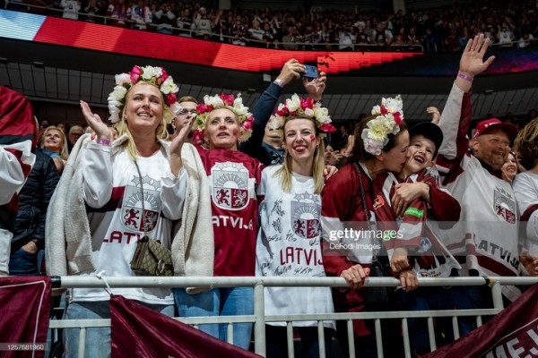 Хоккей. Сборная Латвии вышла в полуфинал чемпионата мира впервые в истории
Хоккей. Сборная Латвии вышла в полуфинал чемпионата мира впервые в истории