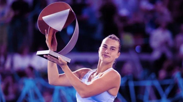 Арина Соболенко победила Игу Свентек в финале турнира WTA-1000 в Мадриде