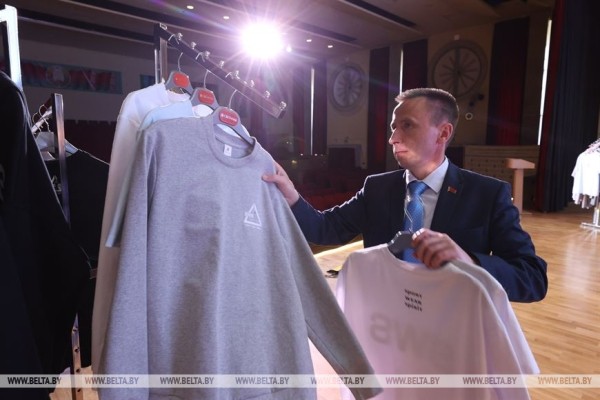 В БГУФК представили форму для национальных команд по лыжным гонкам и легкой атлетике