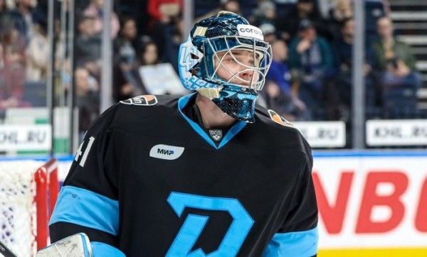 Хоккей. "Северсталь" намерена сохранить у себя Константина Шостака
Хоккей. "Северсталь" намерена сохранить у себя Константина Шостака