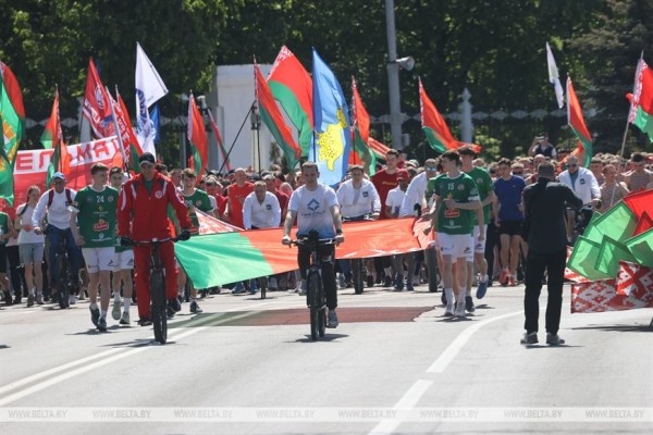 ФОТОФАКТ: Спортивно-массовое мероприятие "В едином забеге под флагом страны" прошло в Гомеле
