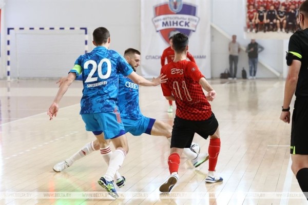 ФОТОФАКТ: "Минск" одержал победу над ВРЗ в матче 1/2 чемпионата Беларуси по мини-футболу ФОТОФАКТ: "Минск" одержал победу над ВРЗ в матче 1/2 чемпионата Беларуси по мини-футболу