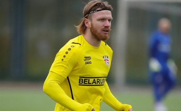 Футбол.  Источник: Корзун, замешанный в "деле о договорняках", не будет вызван в сборную Беларуси. Он отвергает все обвинения
 