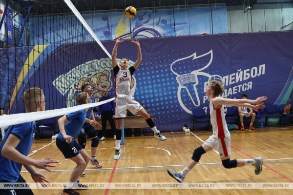 ФОТОФАКТ: Соревнования "Мяч над сеткой" завершились в Минске ФОТОФАКТ: Соревнования "Мяч над сеткой" завершились в Минске