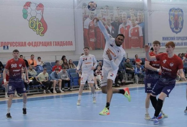 Гандбол. "Мешков Брест" и СКА встретятся в финальной серии мужского чемпионата Беларуси
Гандбол. "Мешков Брест" и СКА встретятся в финальной серии мужского чемпионата Беларуси